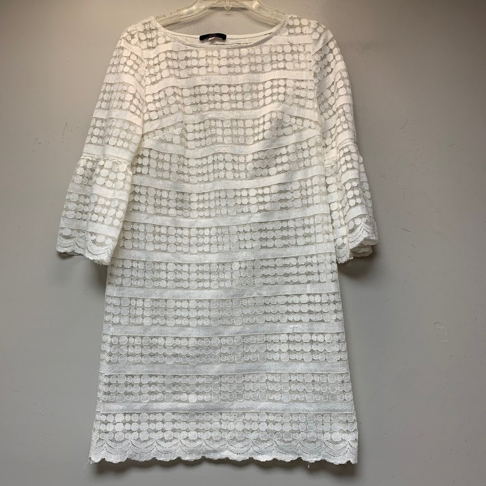 Trina Turk Lace Shift Dress Womens Small White Excellent Bell Sleeve Scalloped